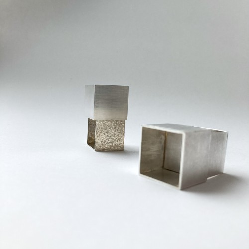 Kinetic sterling silver cube ring