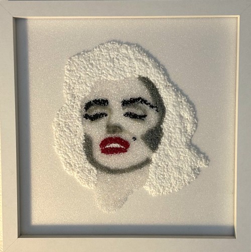 Glass Marilyn